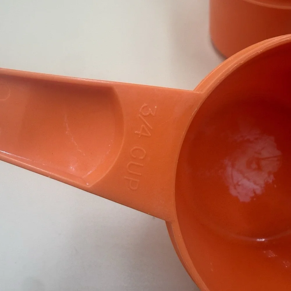 Vintage Tupperware Measuring Cups Set of 4 Missing 1 Cup Orange Retro Kitchen